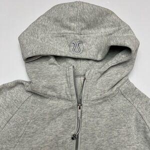 Lululemon Athletica Light Gray Sweatshirt Sleeve